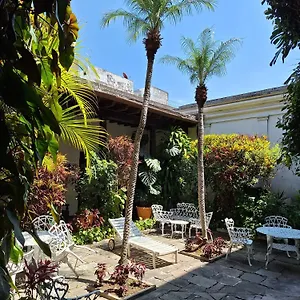 *** Hotel Spring Guatemala